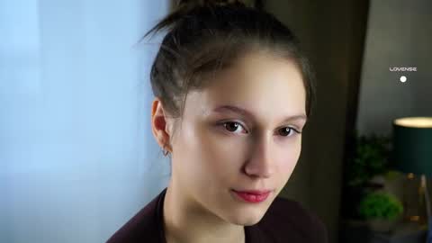 Snapshot of emmyleri chatting on 10-10-25, 01:26 Emmy online show from 10-10-25, 01:26