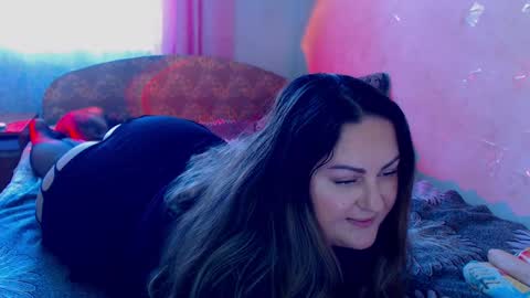 Snapshot of emmyxotty chatting on 01-15-25, 12:58 Emmy online show from 01-15-25, 12:58