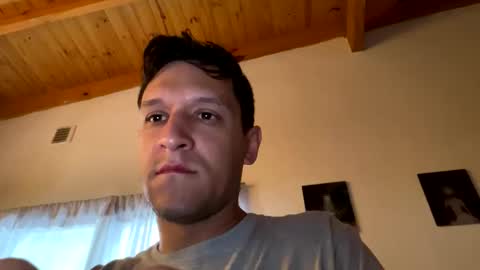 Snapshot of emoladyboy chatting on 11-02-25, 11:45 EMO online show from 11-02-25, 11:45