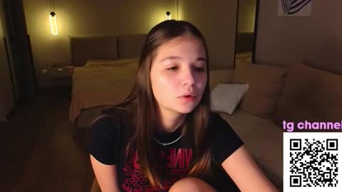 Snapshot of emory_john chatting on 11-29-25, 07:55 Emory John online show from 11-29-25, 07:55