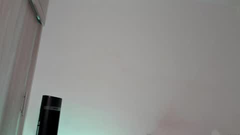 Snapshot of emperatriiiz chatting on 03-08-25, 08:46 Emperatriz online show from 03-08-25, 08:46