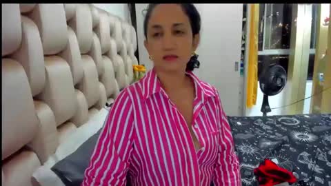 emperatriztapia online show from 12-23-24, 11:39