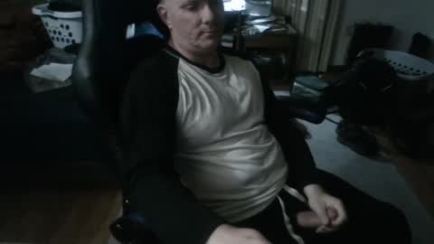 Matt online show from 10-15-25, 04:45