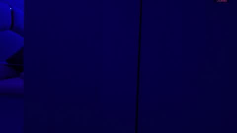 Snapshot of emy_rosse25 chatting on 10-30-25, 11:44 Emy online show from 10-30-25, 11:44