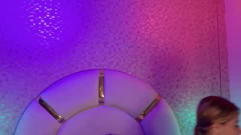 Snapshot of emy_rosse25 chatting on 12-05-25, 11:41 Emy online show from 12-05-25, 11:41