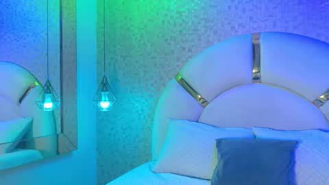 Snapshot of emy_rosse25 chatting on 12-16-25, 11:48 Emy online show from 12-16-25, 11:48
