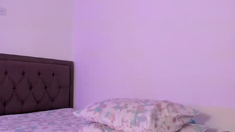 Emiliana online show from 12-10-24, 03:52