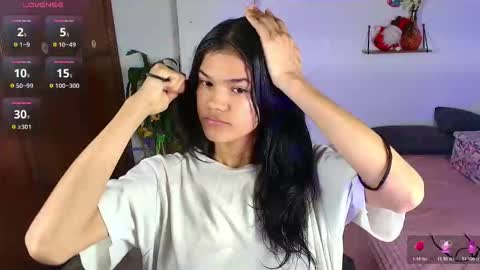 emycarver09 online show from 11-25-25, 11:32