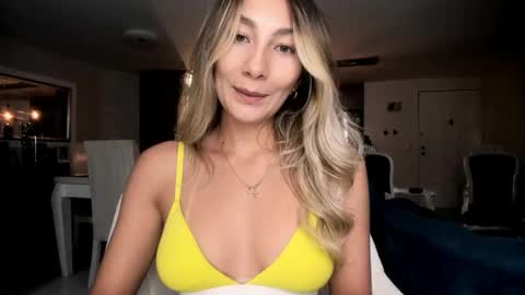 emyconneer online show from 11-06-25, 11:59