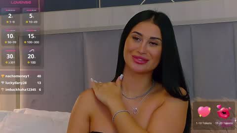  Emy  online show from 02-01-25, 10:59