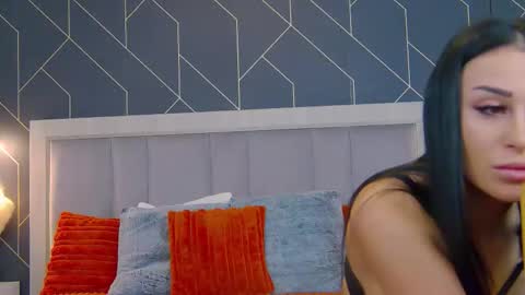  Emy  online show from 01-14-26, 06:19