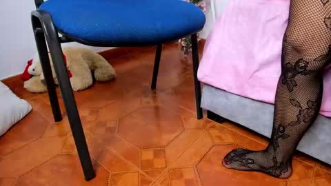 Emy online show from 12-30-24, 04:08