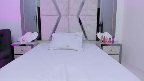 Emy Silver online show from 02-21-25, 02:48