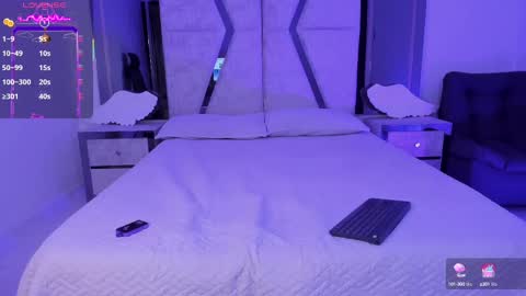 Emy Silver online show from 03-11-25, 04:07