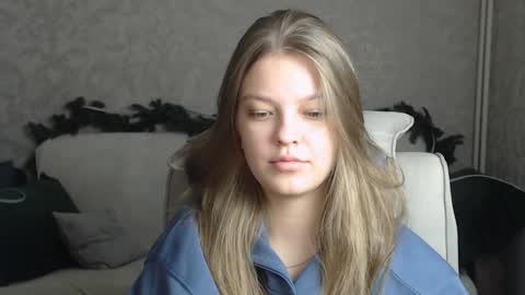 Snapshot of emysway chatting on 01-30-25, 01:33 EmySway online show from 01-30-25, 01:33