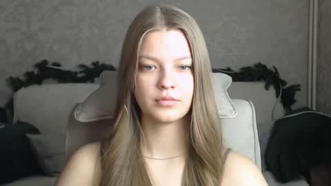 Snapshot of emysway chatting on 01-31-25, 01:33 EmySway online show from 01-31-25, 01:33