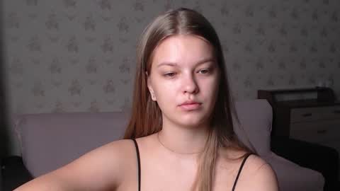 Snapshot of emysway chatting on 10-16-25, 02:12 EmySway online show from 10-16-25, 02:12