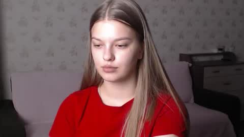 Snapshot of emysway chatting on 11-27-25, 12:07 EmySway online show from 11-27-25, 12:07