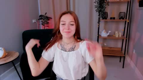 Snapshot of enchanted_bella chatting on 10-16-25, 01:56 enchanted_bella online show from 10-16-25, 01:56