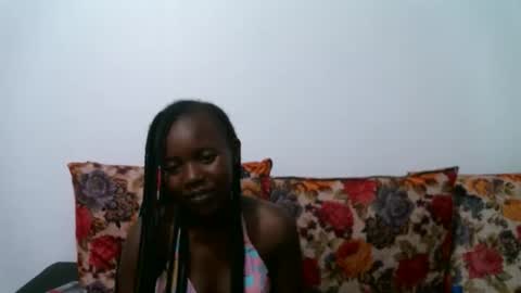 Snapshot of enchantedvee chatting on 01-17-26, 09:25 Vee online show from 01-17-26, 09:25