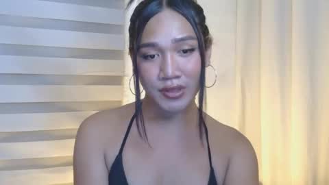 Snapshot of endless_lover22 chatting on 04-14-26, 12:33 sahara love online show from 04-14-26, 12:33