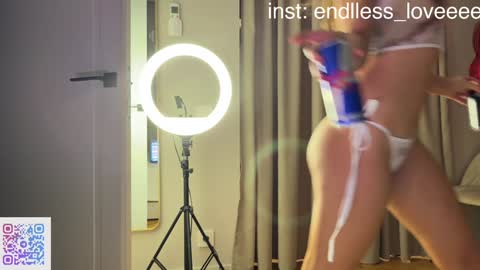 Mia online show from 02-16-26, 02:07