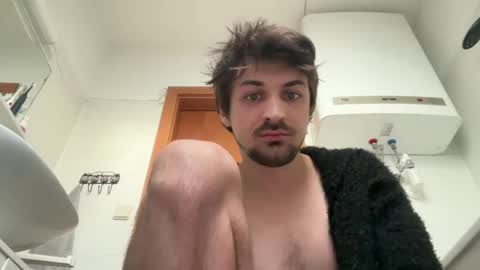 Snapshot of enemafountain chatting on 10-08-25, 06:00 enemafountain online show from 10-08-25, 06:00