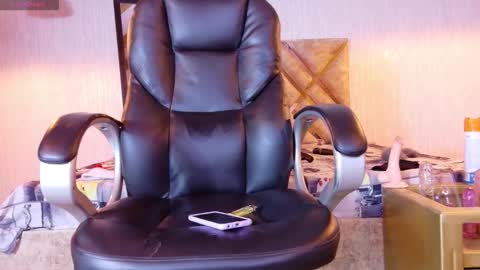 Engel online show from 12-16-25, 12:10