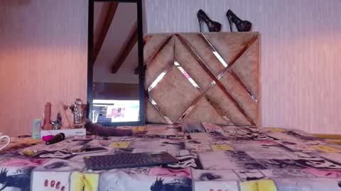 Snapshot of engel_devil chatting on 02-12-26, 11:38 Engel online show from 02-12-26, 11:38