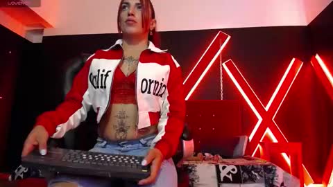 Snapshot of engel_devil chatting on 02-22-26, 12:26 Engel online show from 02-22-26, 12:26