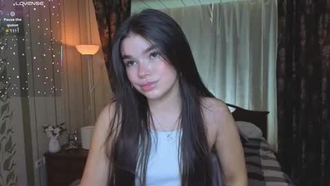 Snapshot of engelaven chatting on 09-10-25, 09:09 Christy online show from 09-10-25, 09:09