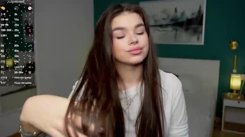 Snapshot of engelaven chatting on 10-08-25, 07:28 Christy online show from 10-08-25, 07:28