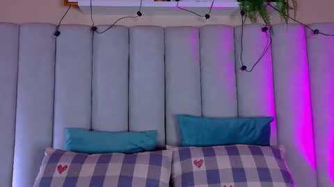 Snapshot of engelstone_ chatting on 10-07-25, 07:55 E N G E L online show from 10-07-25, 07:55