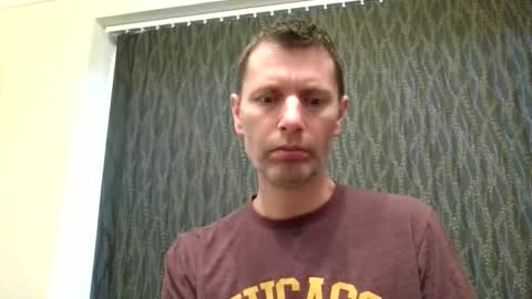 Snapshot of englishguy183 chatting on 02-21-26, 04:19 EnglishGuy183 online show from 02-21-26, 04:19