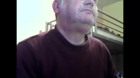 englishguysurrey online show from 09-21-25, 05:31