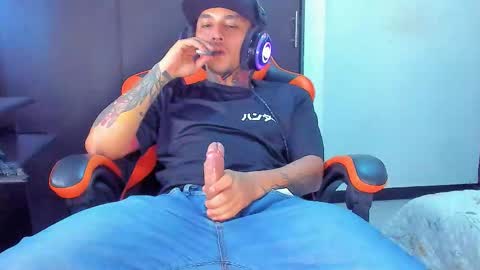 Snapshot of enjoymycock99 chatting on 09-29-25, 09:08 enjoymycock99 online show from 09-29-25, 09:08