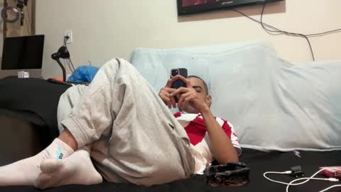 Luke online show from 11-22-25, 04:22