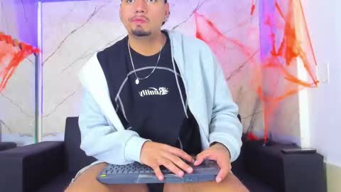 enrique online show from 10-25-25, 11:51