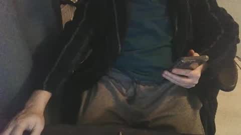 Snapshot of enriquexxx21xxx chatting on 02-15-26, 06:26 enriquexxx21xxx online show from 02-15-26, 06:26