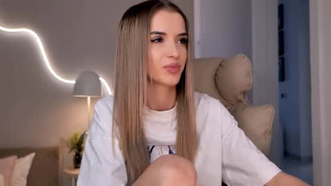 Snapshot of entya chatting on 02-03-26, 09:14 entya online show from 02-03-26, 09:14