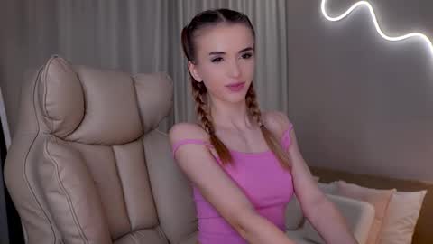 Snapshot of entya chatting on 02-09-26, 07:34 entya online show from 02-09-26, 07:34