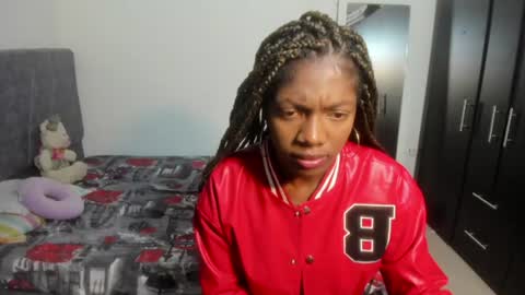 Angela online show from 11-02-25, 12:24