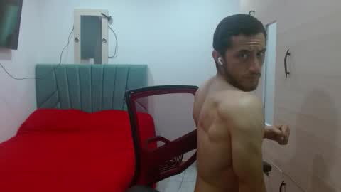 enzo_savage online show from 11-06-25, 03:24