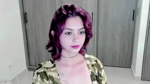 Leyla online show from 09-27-25, 12:26