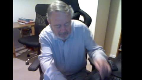 erasmus_d online show from 12-29-24, 05:44