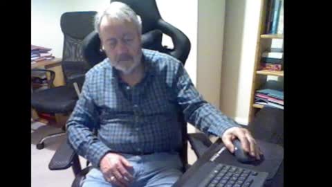 erasmus_d online show from 11-14-25, 07:01