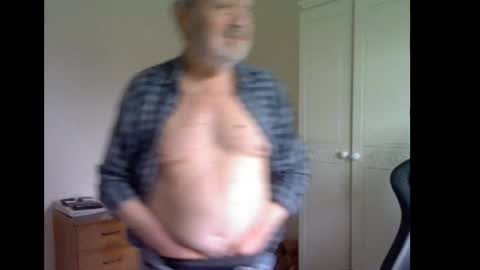 erasmus_d online show from 04-14-26, 05:08