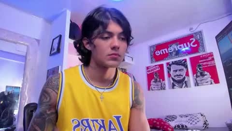 Snapshot of eren_blade_ chatting on 10-26-25, 12:38 Tht BOSS Eren online show from 10-26-25, 12:38