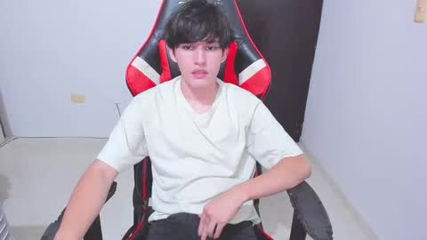 eren_tatakae online show from 01-14-26, 02:50