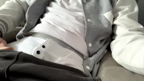 erexsean66 online show from 02-04-25, 11:27